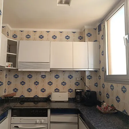 Apartamento En El Corazón De Con Parking Incluido, Vut 78 Gijón