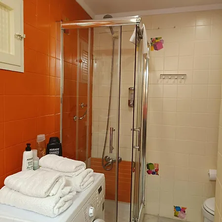 Apartamento En El Corazón De Con Parking Incluido, Vut 78
