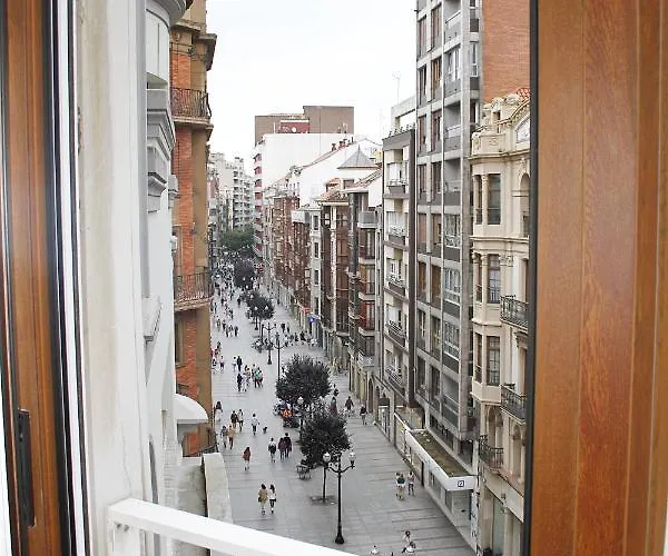 Apartment En El Corazon De Con Parking Incluido, Vut 78